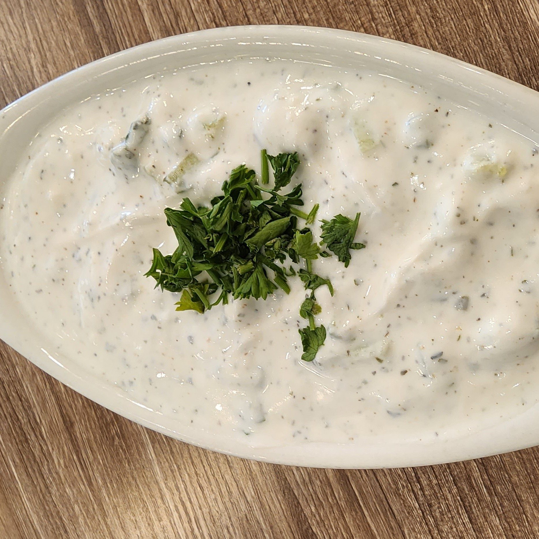 Tzatziki Salad (V).