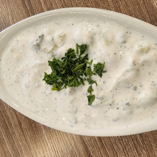 Tzatziki Salad (V)